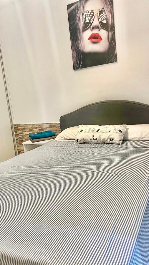 אדחה Cozy Two Bed Apartment. מראה חיצוני תמונה