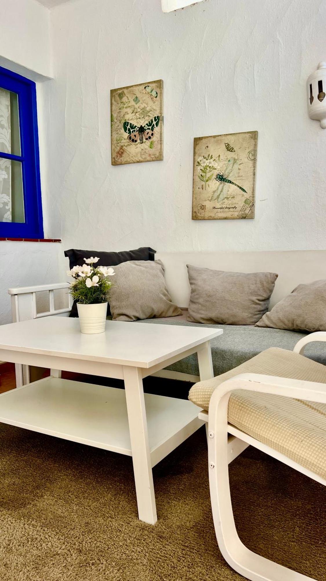 אדחה Cozy Two Bed Apartment. מראה חיצוני תמונה
