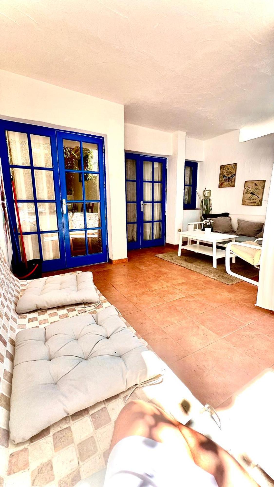 אדחה Cozy Two Bed Apartment. מראה חיצוני תמונה